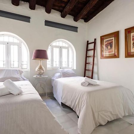 Nueva Casa Boutique En El Centro De Sevilla Экстерьер фото