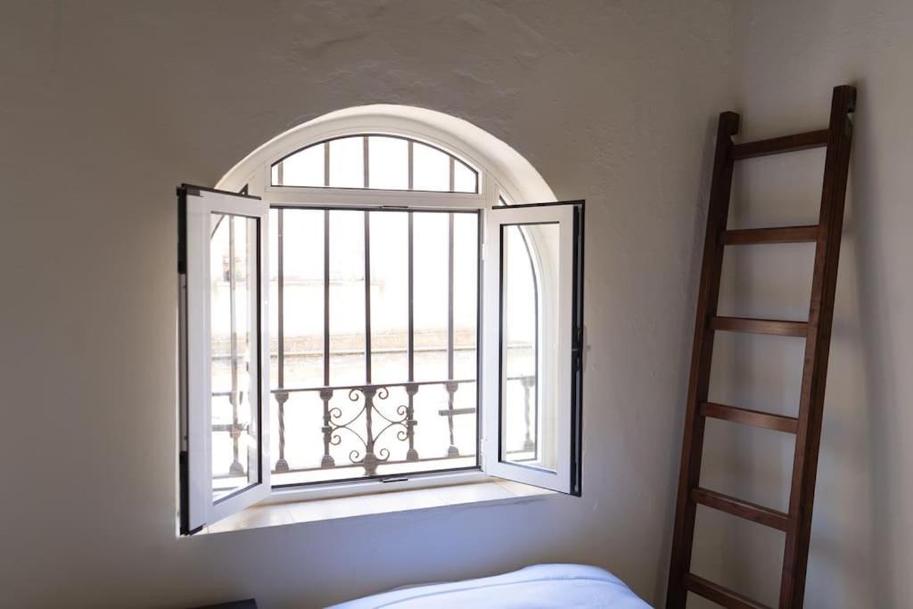 Nueva Casa Boutique En El Centro De Sevilla Экстерьер фото