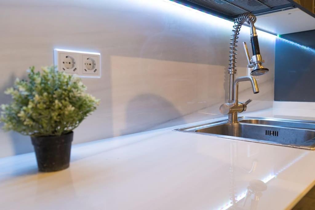 Nueva Casa Boutique En El Centro De Sevilla Экстерьер фото