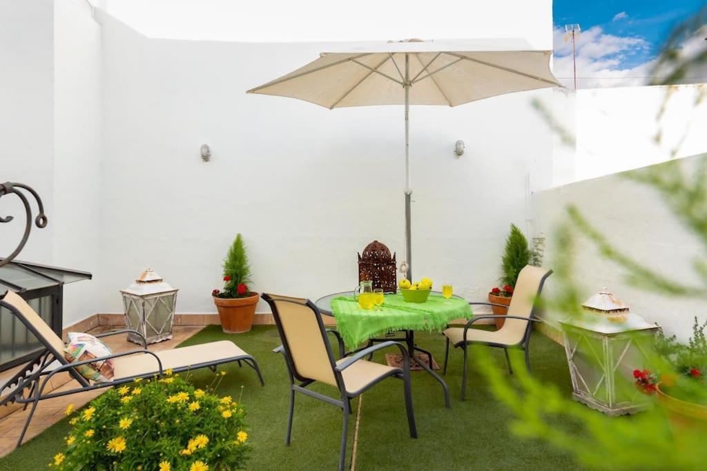 Nueva Casa Boutique En El Centro De Sevilla Экстерьер фото
